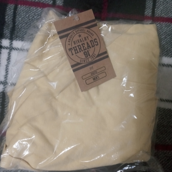 Men"s Tee - Picture 3 of 4